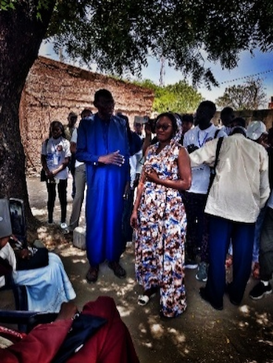 Participants du colloque PHYTOVALO en visite au centre de Ngaparou